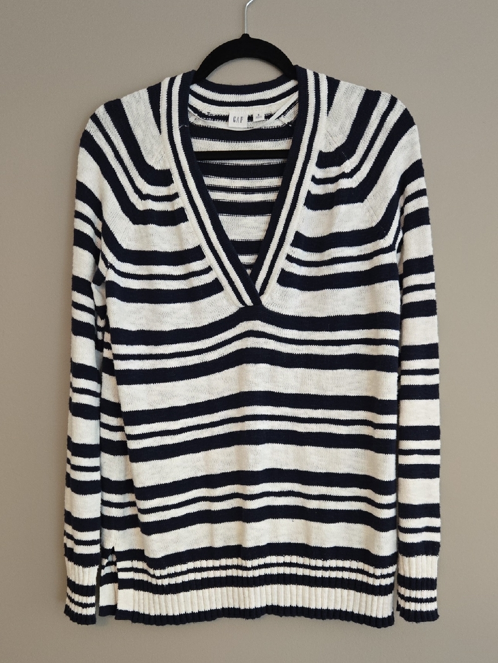 GAP Women's Navy and White Striped V-Neck Sweater Tunic